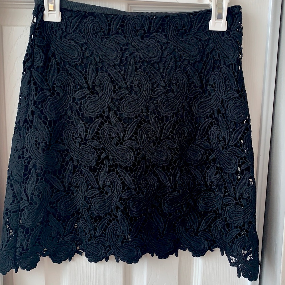 Express crochet skirt